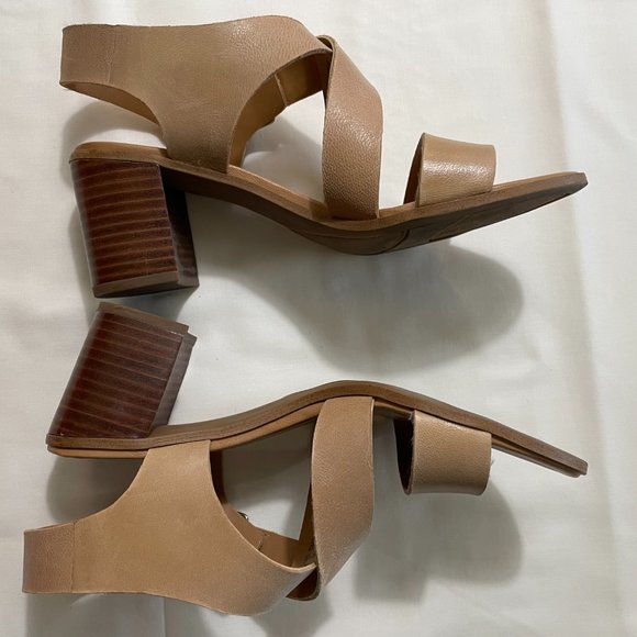 Franco Sarto Strappy leather heels - Picture 6 of 9